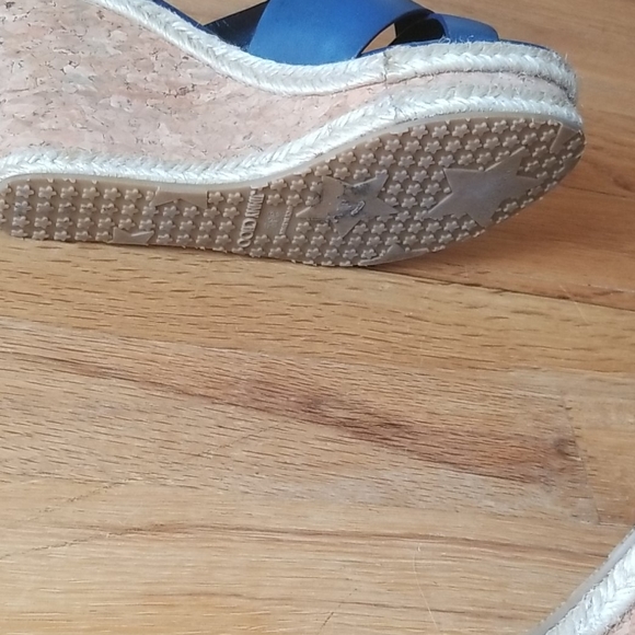 Jimmy Choo Wedge Sandal - Picture 14 of 16